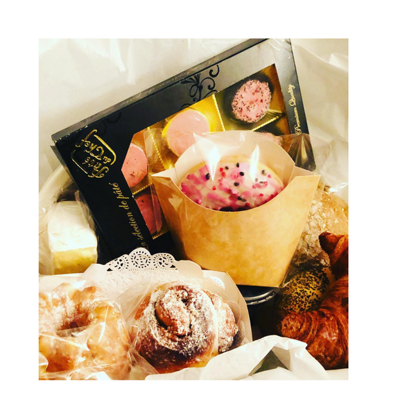 Vier de ochtend met een luxe ontbijtbox op maat”