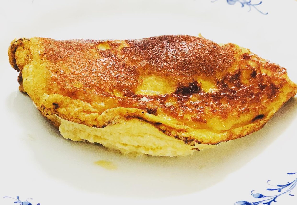 Zoete omelet uit de oven.